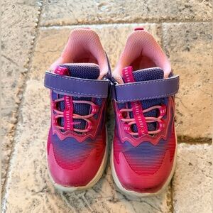 Stride Rite 360 Light-Up Sneakers - 9M